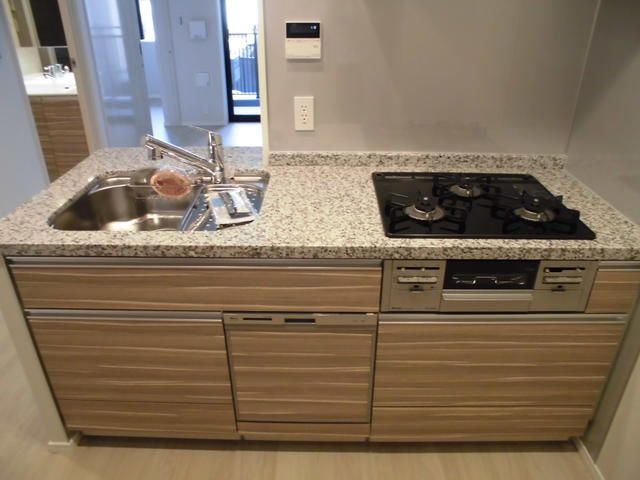 キッチン　※別部屋の参考写真です。