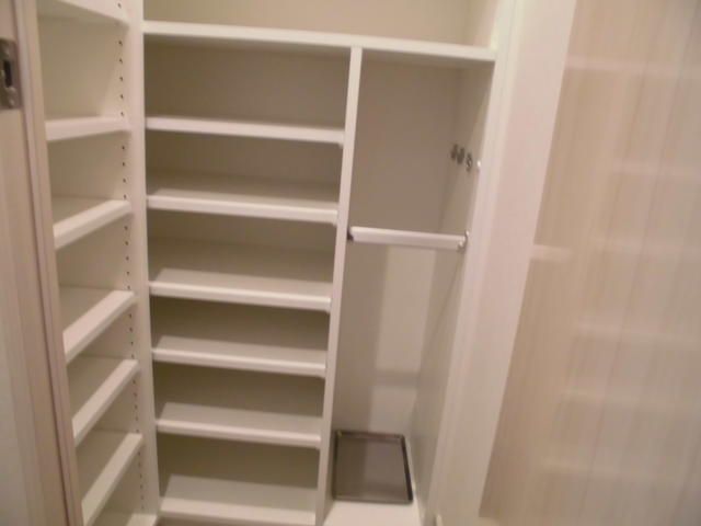 収納　※別部屋の参考写真です。