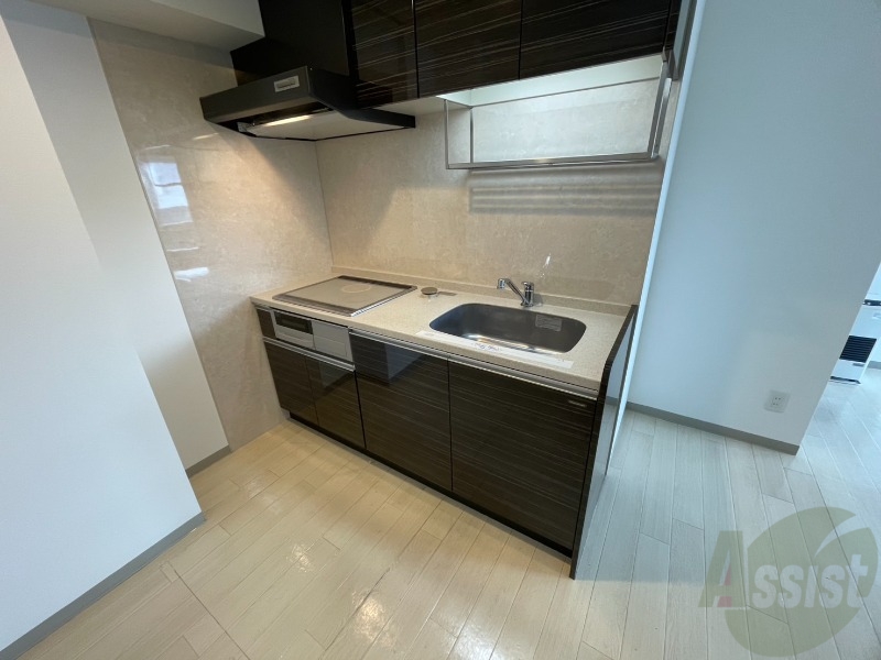 キッチン　こちらはキッチン。調理スペースもあり使いやすそうです。