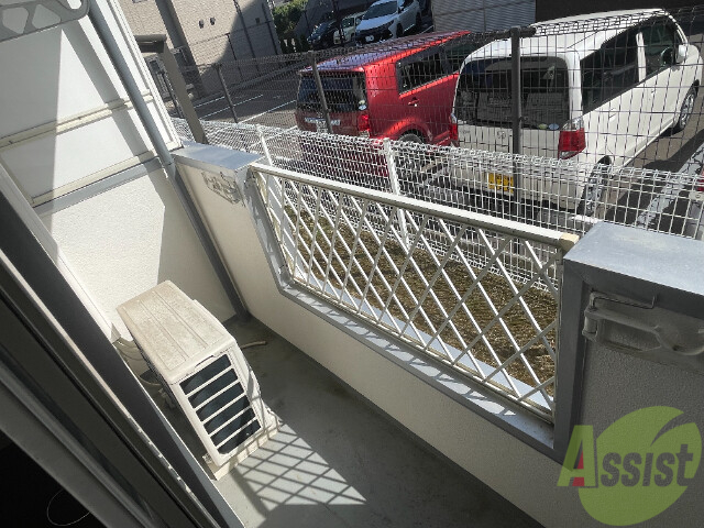 バルコニー　バルコニーは問題なく洗濯ものが干せますね