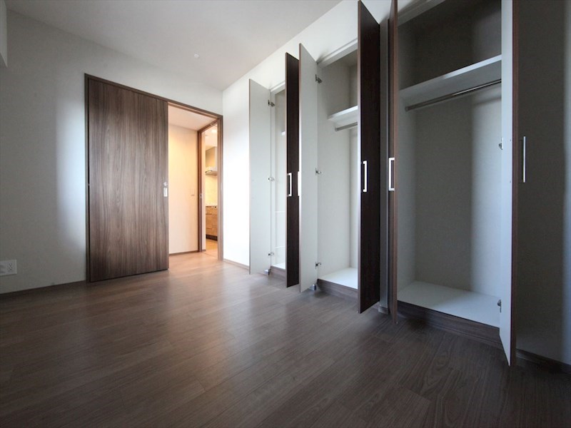 その他部屋・スペース　洋室6.5帖　収納充実　エアコン付