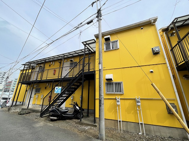 建物外観　小田急線「百合ヶ丘」駅まで徒歩4分！「新百合ヶ丘」駅も徒歩圏