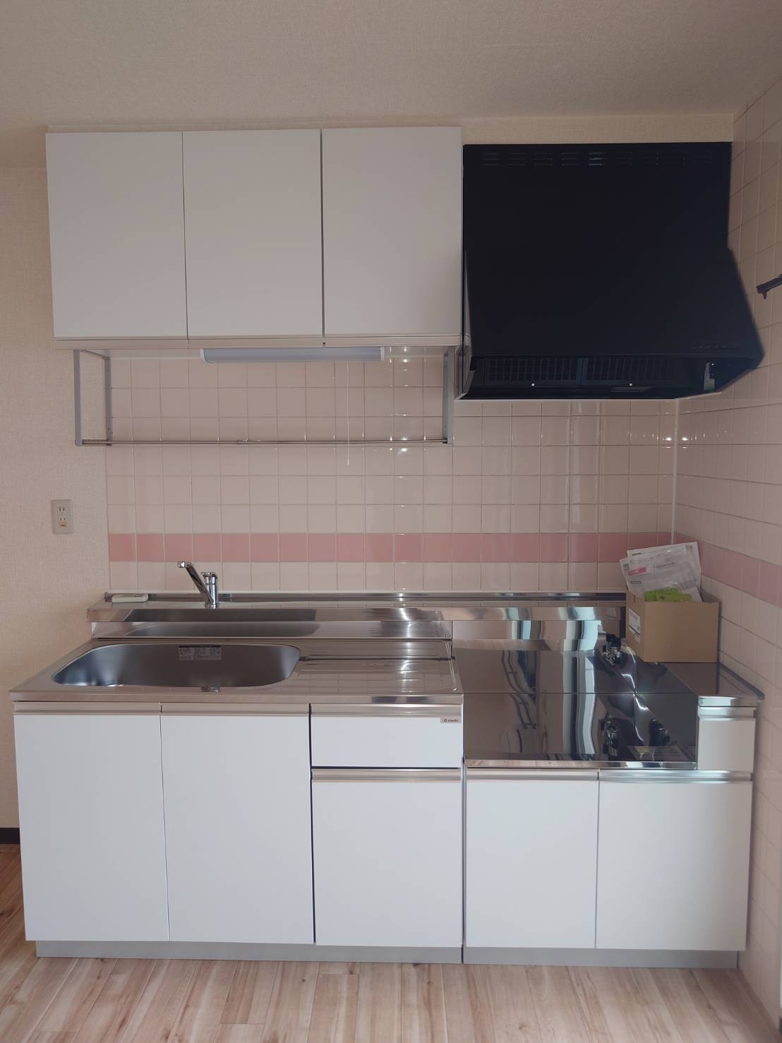 キッチン　コンパクトなキッチンで掃除もラクラク