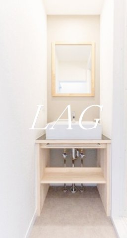 洗面設備　独立洗面台です。