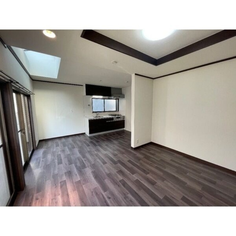 居室・リビング　図面と現状に相違がある場合には現状を優先