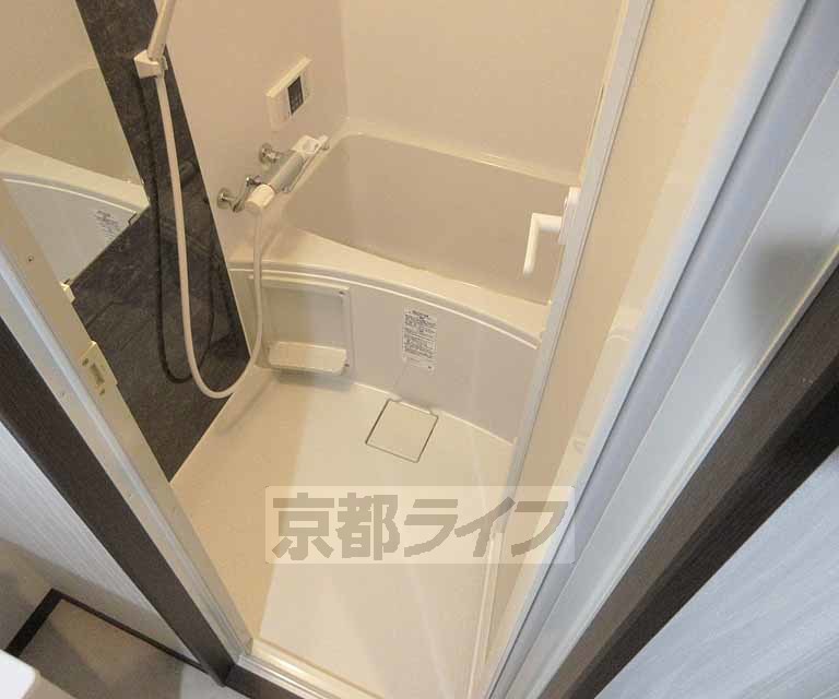 バス・シャワールーム　リラックスできるバスルーム・