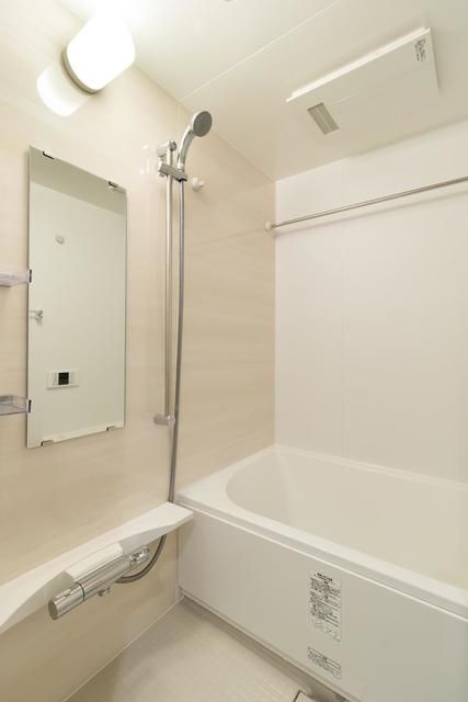 バス・シャワールーム　お風呂です