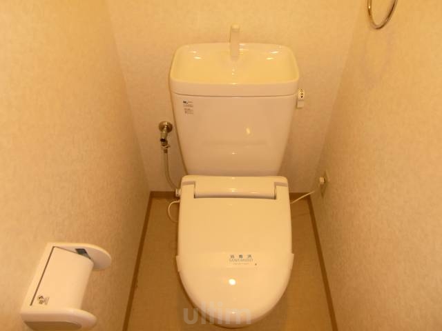 トイレ　別部屋の写真