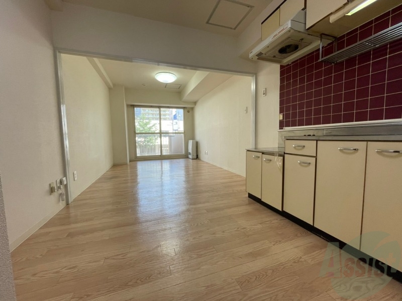 居室・リビング　広くてキレイなお部屋が広がっていて、充実した生活が送れそう。