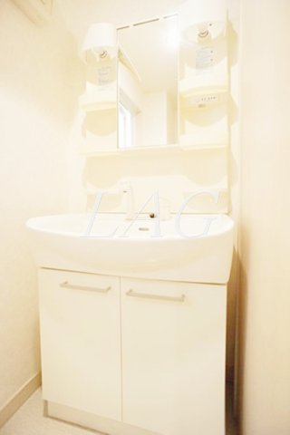 洗面設備　独立洗面台です。