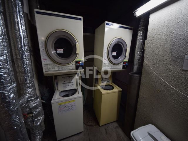 その他共有部分　オフィスポート本町WEST　コインランドリー