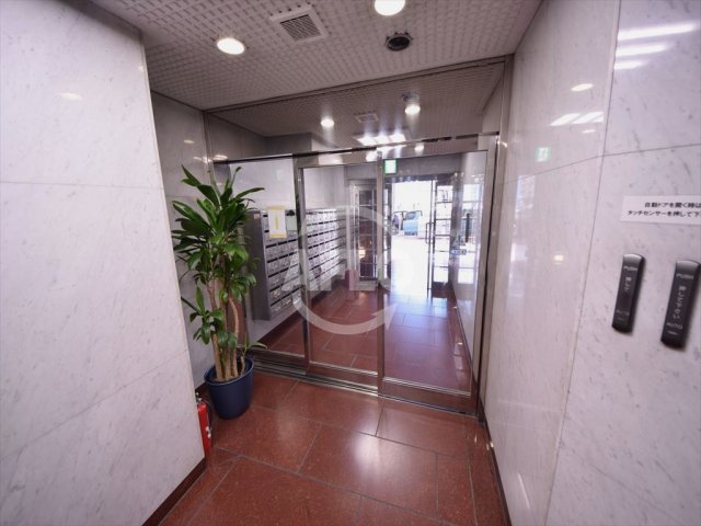 ロビー　オフィスポート本町WEST　ロビー