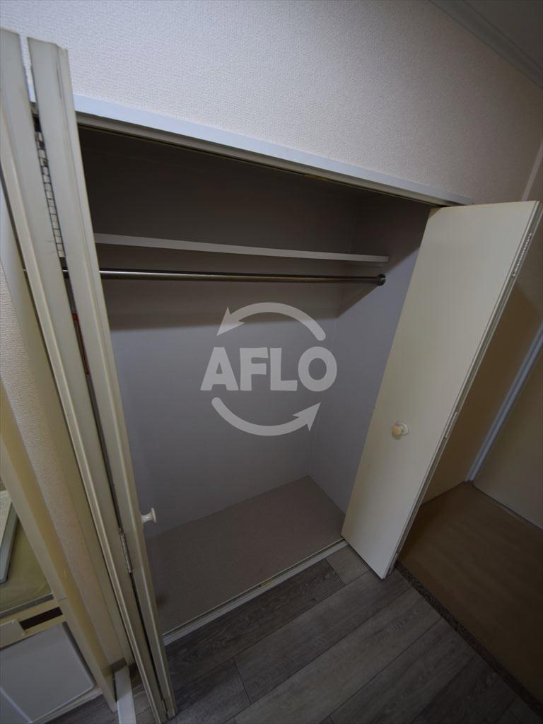 収納　スペース西本町　クローゼット