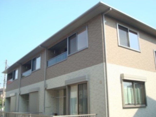 建物外観　２０１５年築