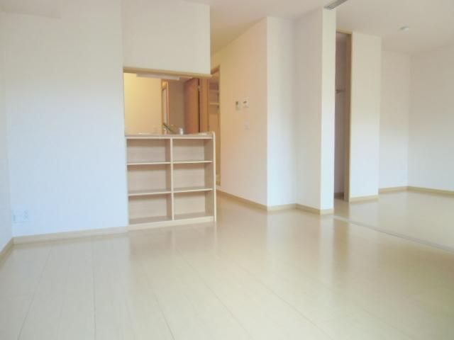 居室・リビング　フローリングのリビング