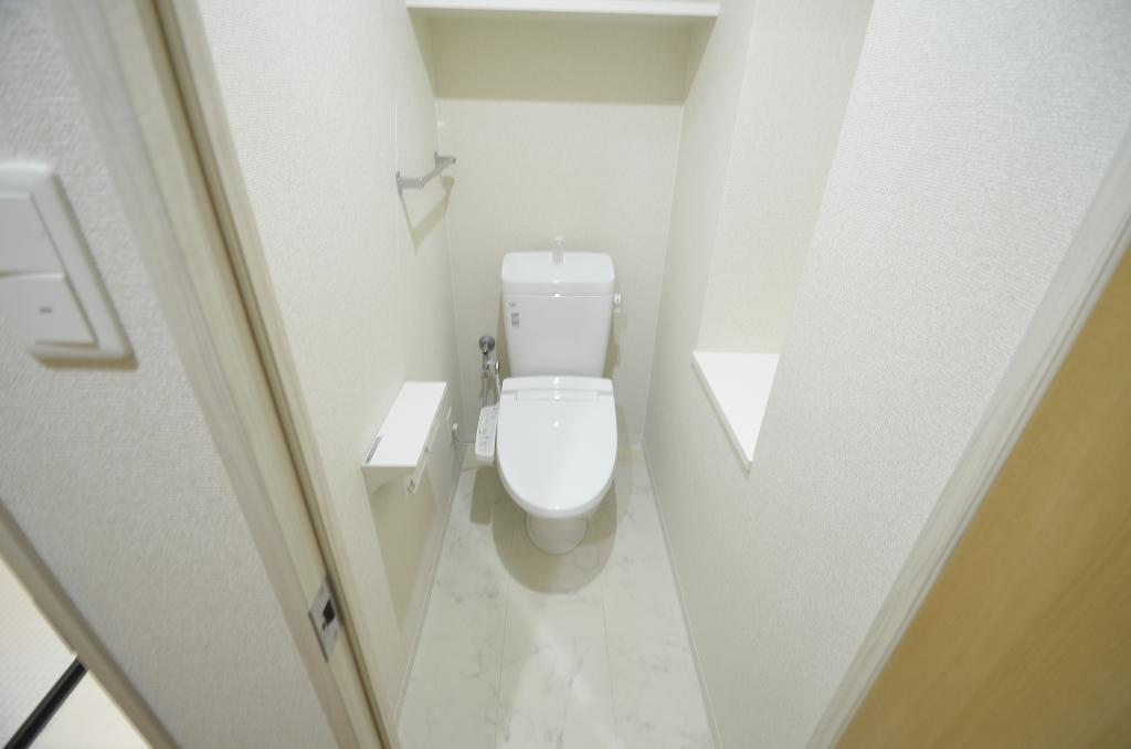 トイレ　シャワー付トイレ