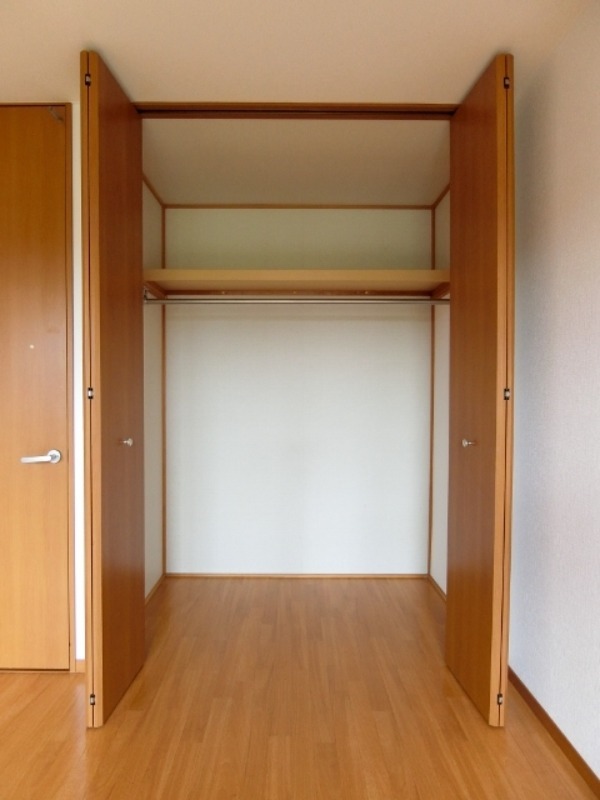 収納　図面と現状に相違がある場合には現状を優先