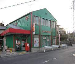 郵便局　石山別所郵便局（郵便局）まで447m