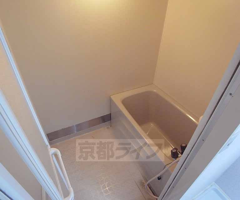 バス・シャワールーム　シャワー付きバス