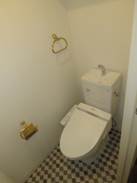 トイレ　同型イメージ