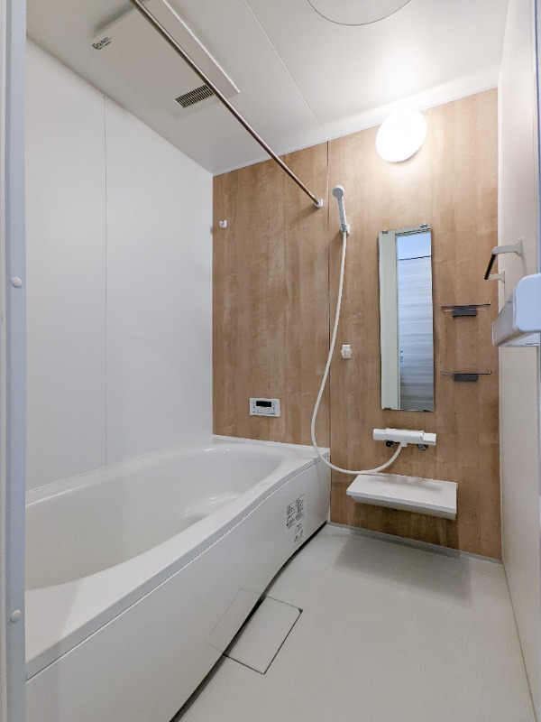 バス・シャワールーム　図面と現状に相違がある場合には現状を優先