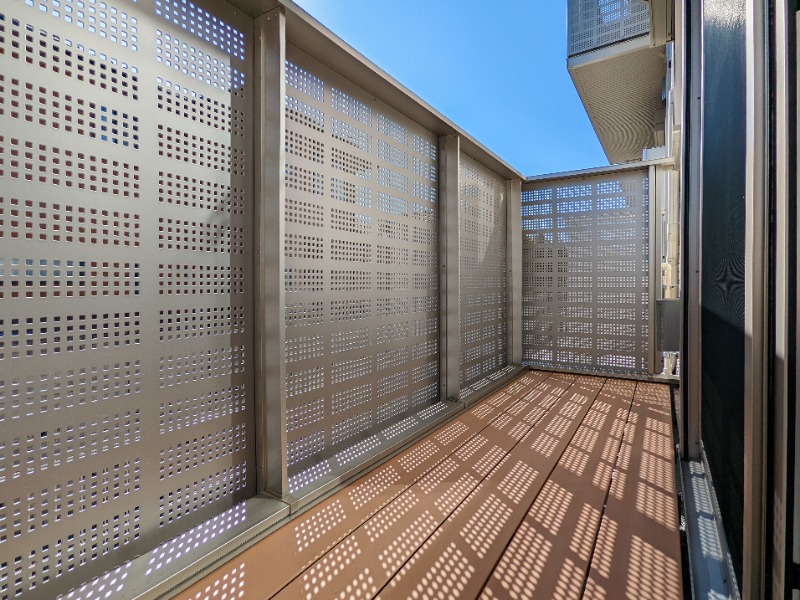 バルコニー　図面と現状に相違がある場合には現状を優先