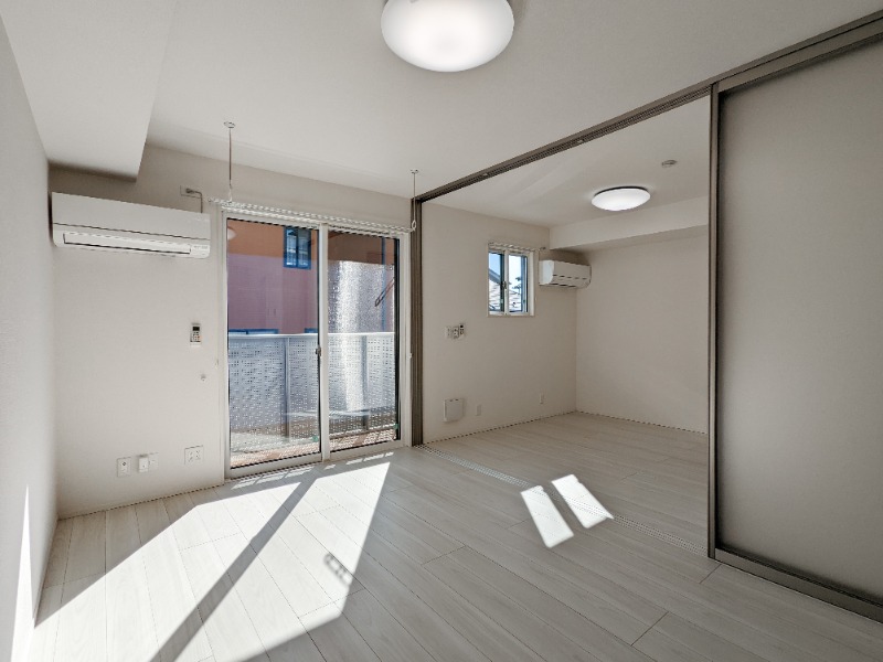 居室・リビング　図面と現状に相違がある場合には現状を優先