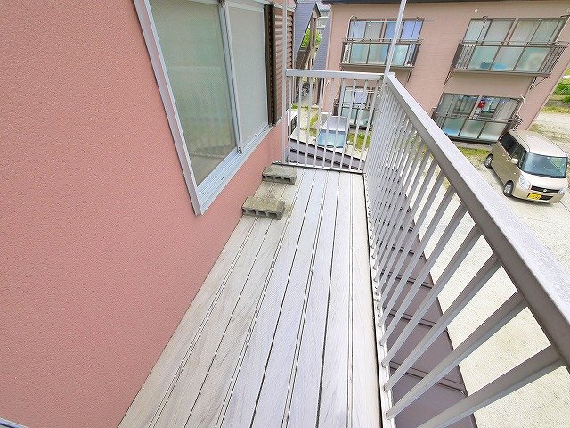 バルコニー　落ち着いた時間を過ごせるバルコニーです