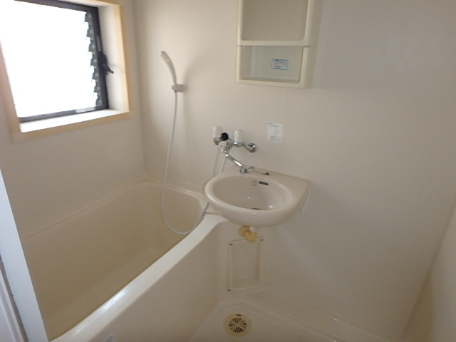 バス・シャワールーム　【非喫煙者限定】