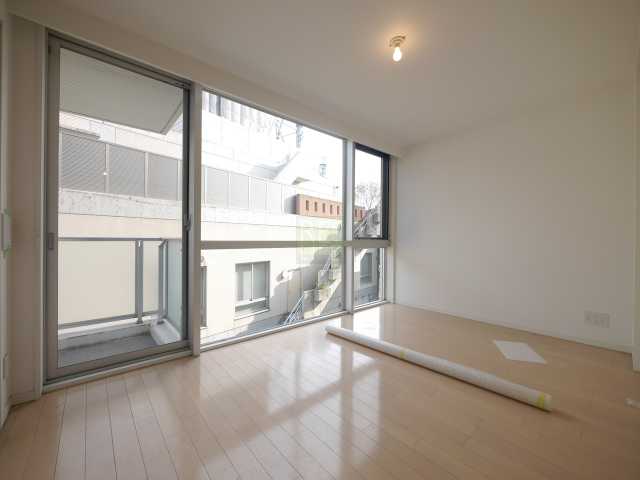 居室・リビング　プライムアーバン市谷仲之町