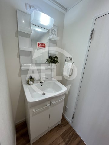 洗面設備　レスポワール北堀江　　独立洗面台