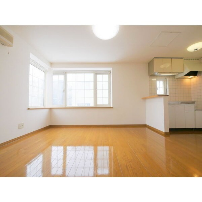 居室・リビング　広々リビングスペースございます！