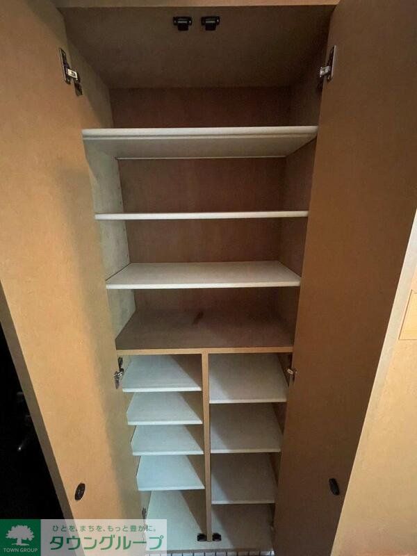 洗面設備　収納