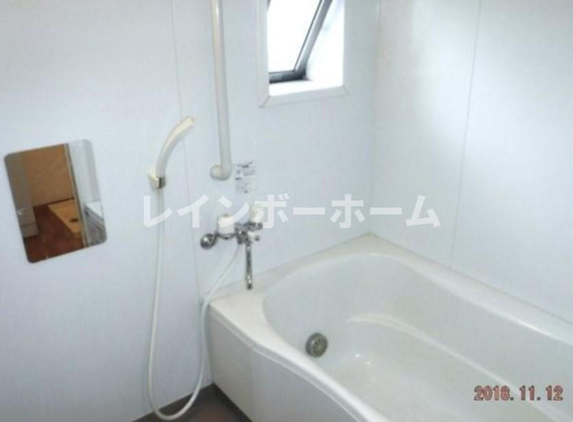 バス・シャワールーム　お風呂で日々の疲れを落としましょう