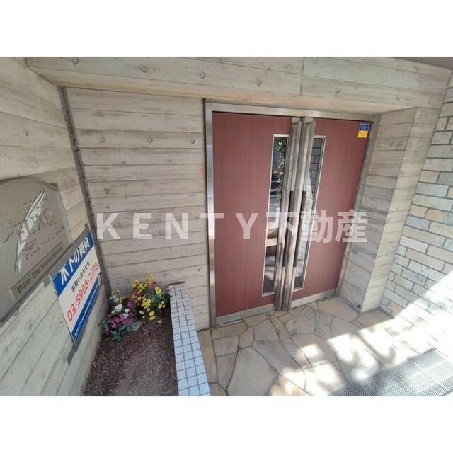 エントランス　建物の内部です