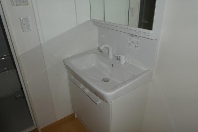 洗面設備　洗髪洗面化粧台