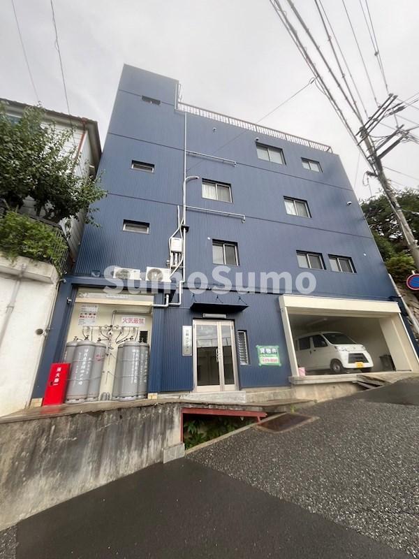 エントランス　外観もきれいです