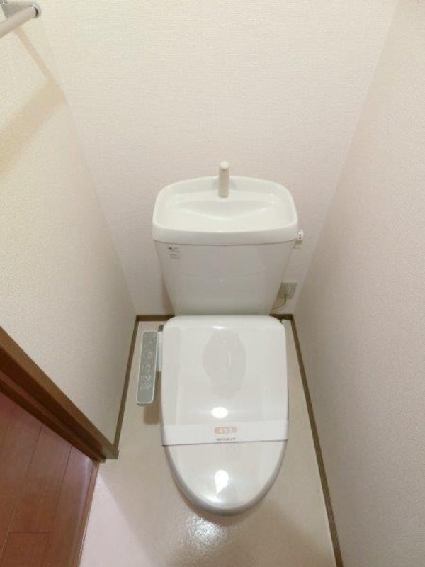 トイレ　図面と現状に相違がある場合には現状を優先