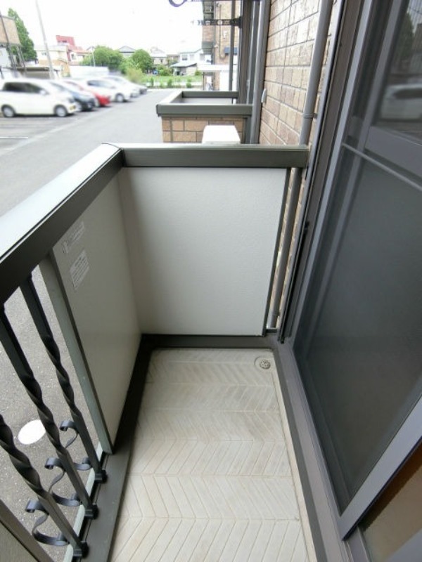 バルコニー　図面と現状に相違がある場合には現状を優先