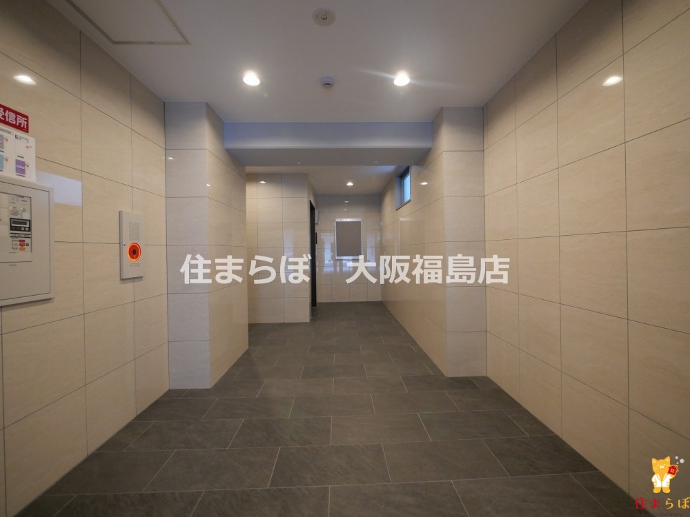 エントランス　共用部の印象も大切に