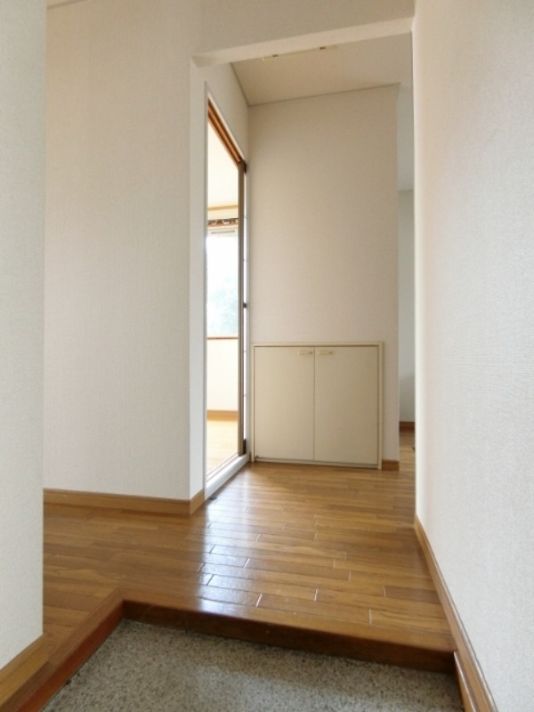 玄関　図面と現状に相違がある場合には現状を優先