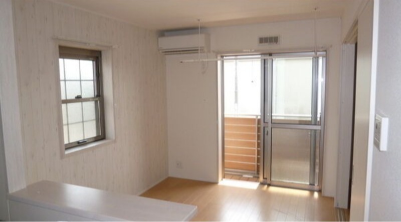 居室・リビング　図面と現状に相違がある場合には現状を優先