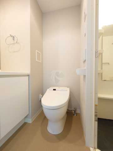 トイレ　エスティメゾン中野