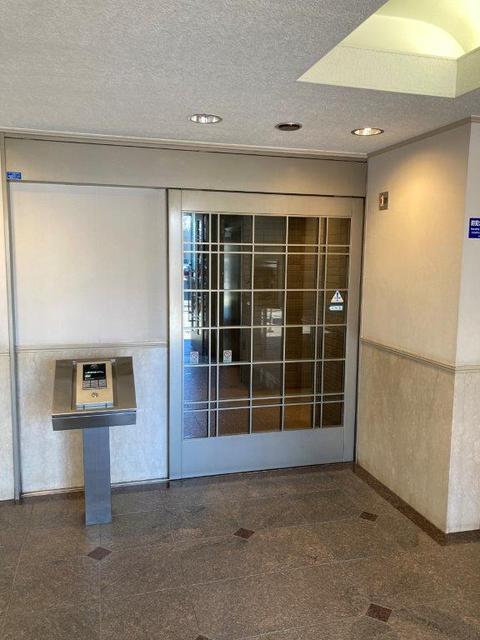 エントランス　オートロック