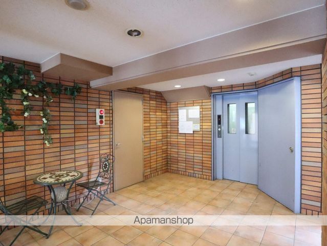 ロビー　ロビー