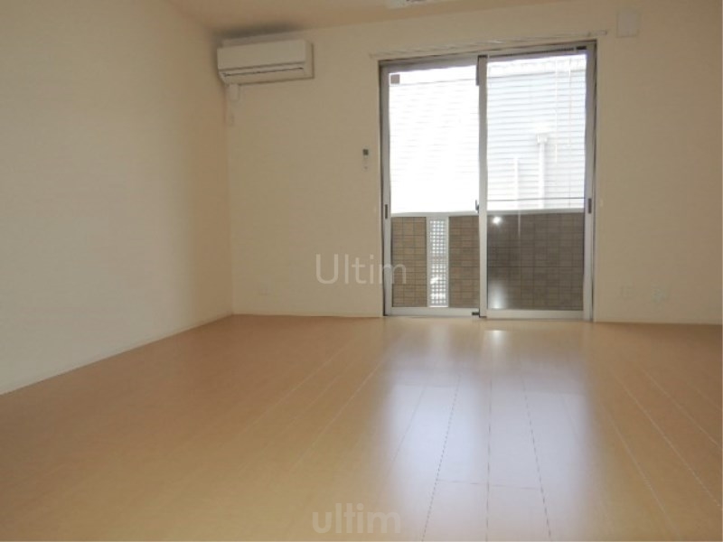 居室・リビング　※別のお部屋のお写真です。御参考までに。