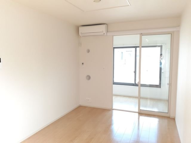 居室・リビング　ゆったりとしたリビングです