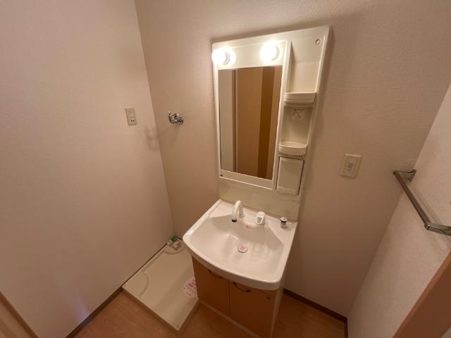 洗面設備　洗髪洗面化粧台