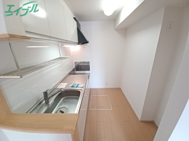 キッチン　反転タイプ参考写真