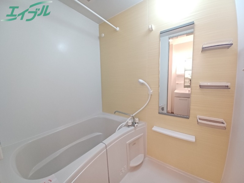 バス・シャワールーム　反転タイプ参考写真